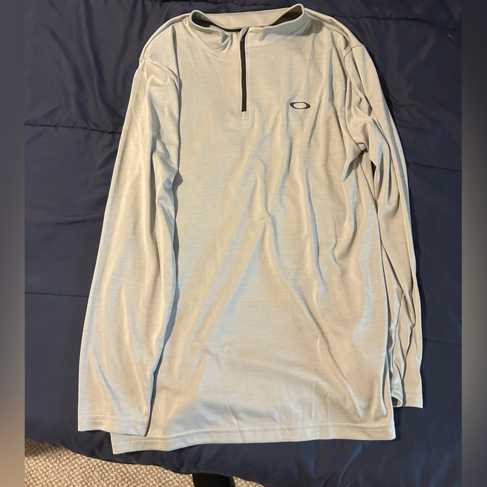 Golf attire